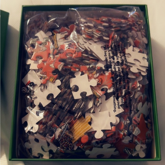 Kate Spade Puzzle - Picture 3 of 3